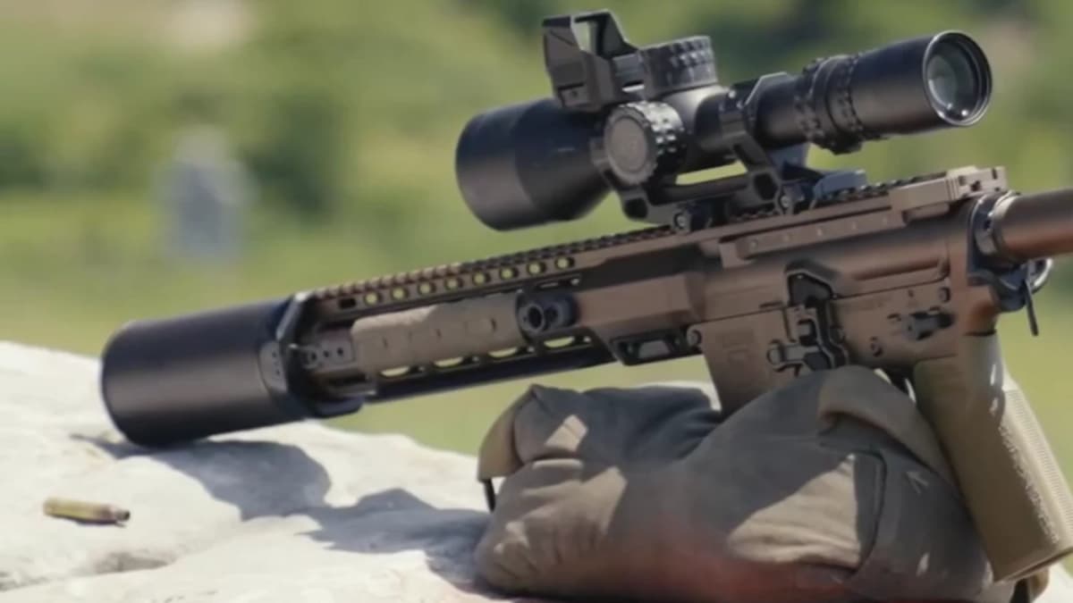 Geissele HICAR Rifle: 2,700 FPS 5.56 From an 11.5-Inch Barrel header image