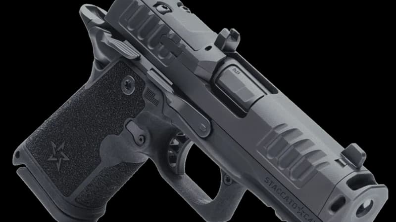 Staccato HD C4X 2011 pistol with integral compensator and optic mounting system