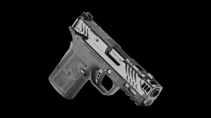 Smith & Wesson Equalizer Carry Comp three-quarter right view