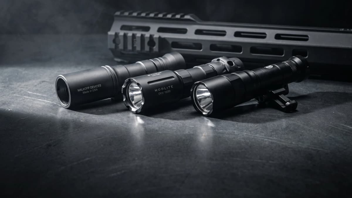 Lightest Rifle Weapon Lights: Weight-First Rankings header image