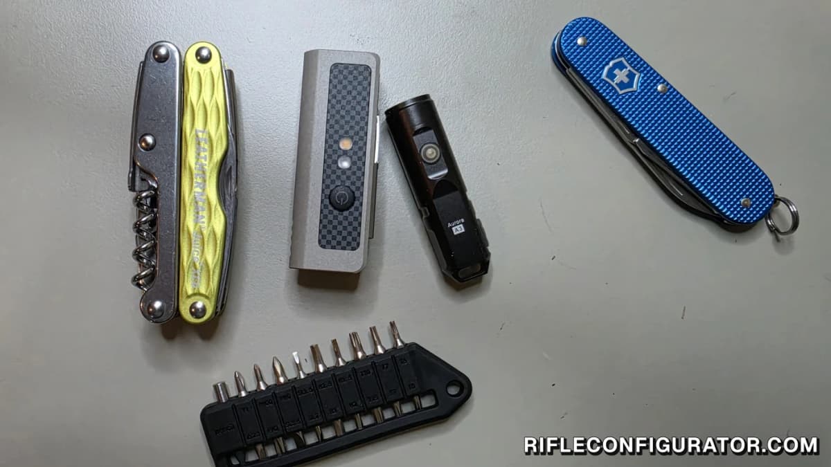 OKNIFE MK Review: 300-Lumen Multitool Flashlight Tested header image