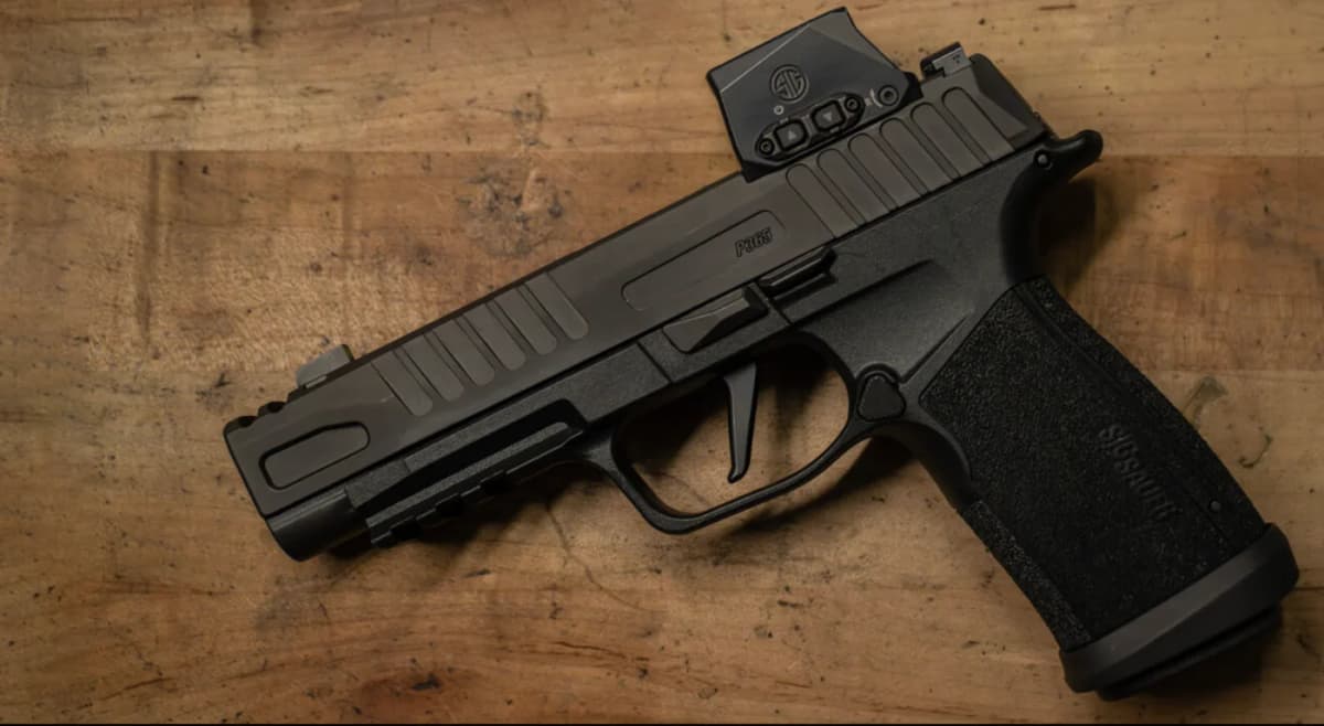 SIG Sauer P365-FUSE COMP: Slide-Integrated Compensator Meets Enclosed Red Dot header image