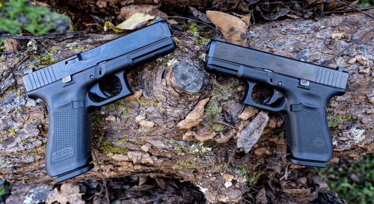Glock 17 vs 19 2026: Size, Capacity & Which to Buy header image