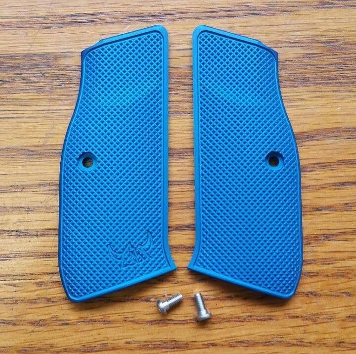 Henning Group Aluminum Competition Grips