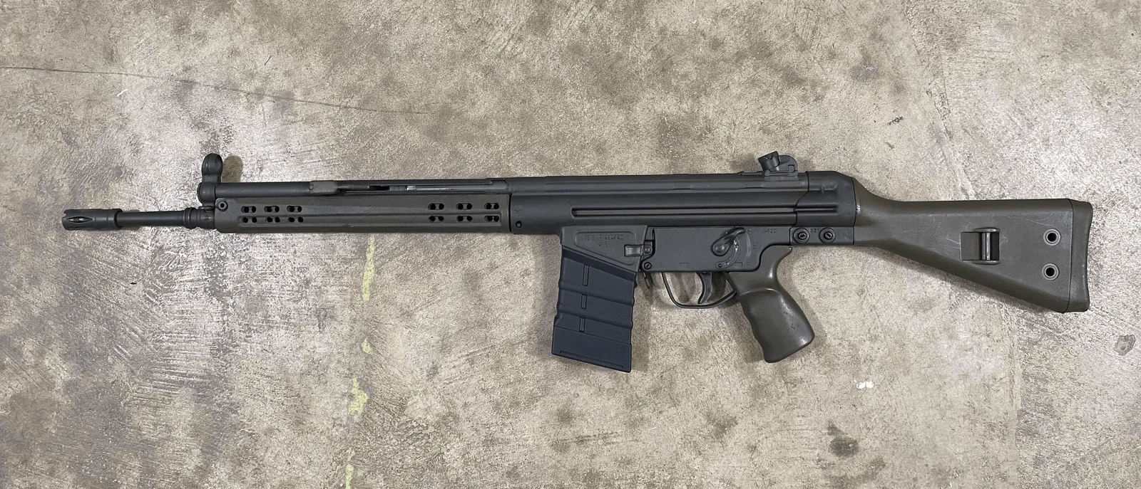 HK G3/91-pattern .308 battle rifle, one of the roller-delayed hosts the ARHK covers via a .308 ejector