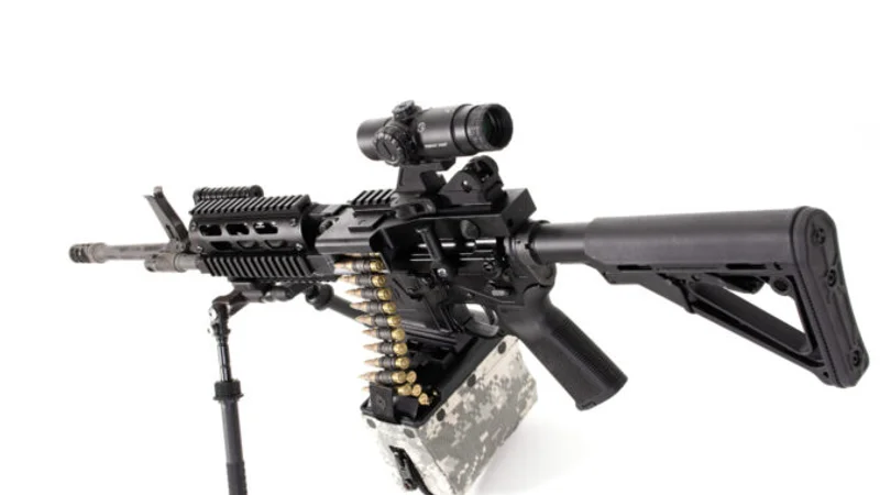 FightLite DFX dual-feed system showing belt and magazine compatibility