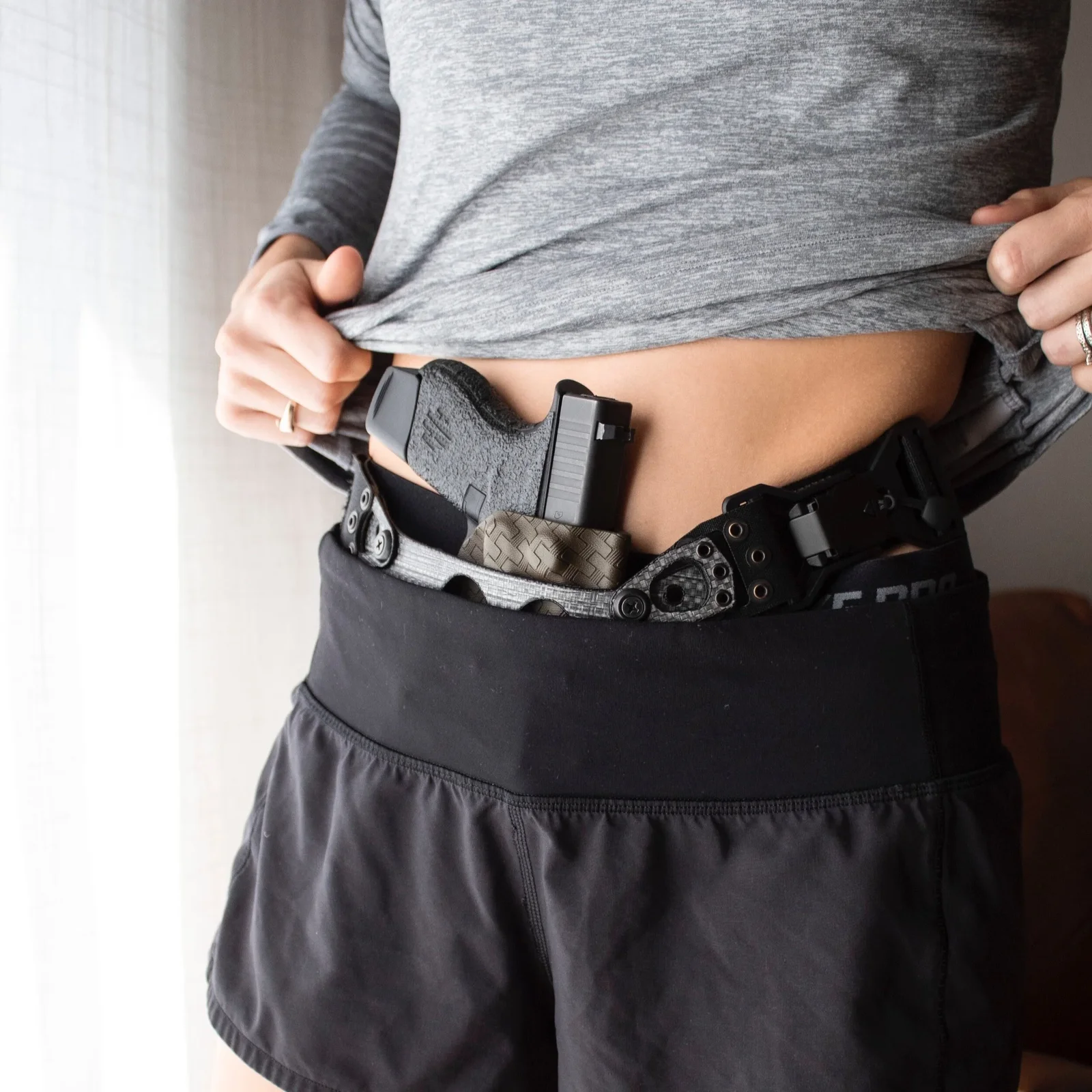 Appendix inside-the-waistband concealed carry setup worn without a belt