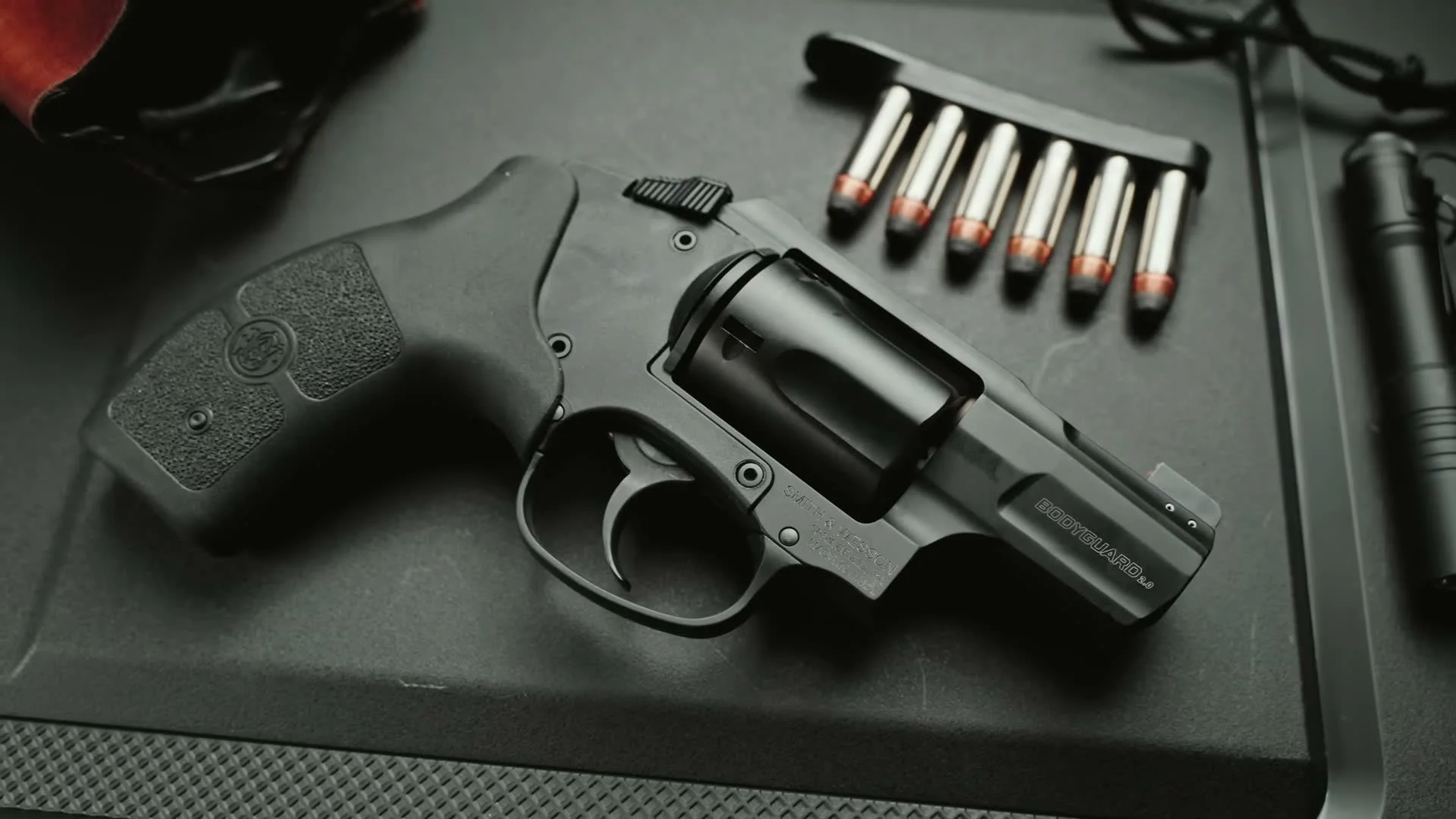 Smith & Wesson Bodyguard 2.0 Revolver profile view on display stand showing the overall compact design