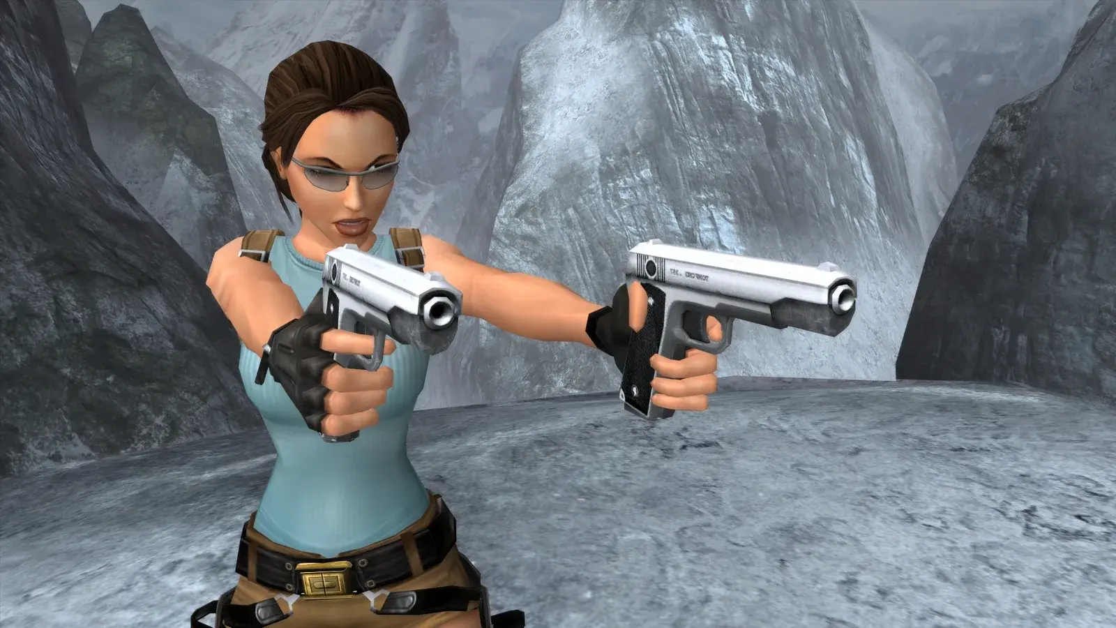Lara Croft aiming the Dual Pistols in Tomb Raider Anniversary