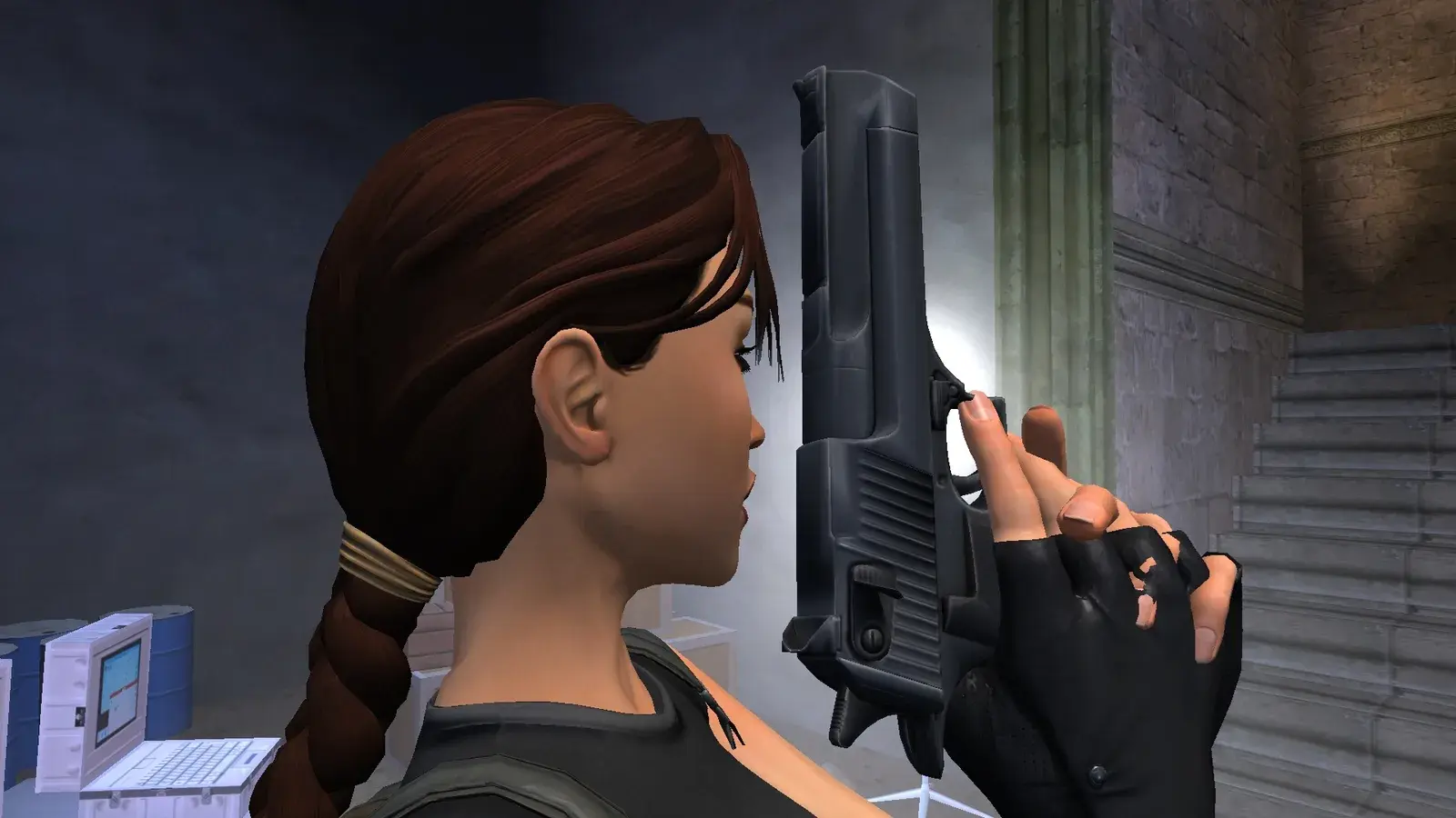 Lara Croft holding the Desert Ranger pistol in The Angel of Darkness Remastered