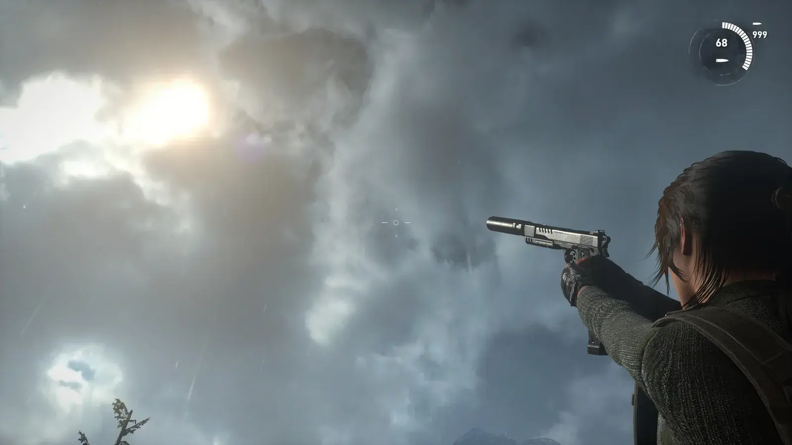 Lara aiming the Accipiter Nox pistol in Rise of the Tomb Raider