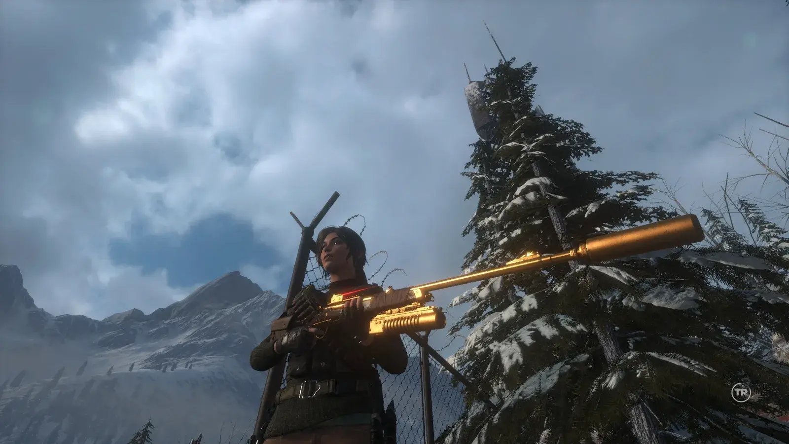 Lara holding the Goldenfang rifle in Rise of the Tomb Raider