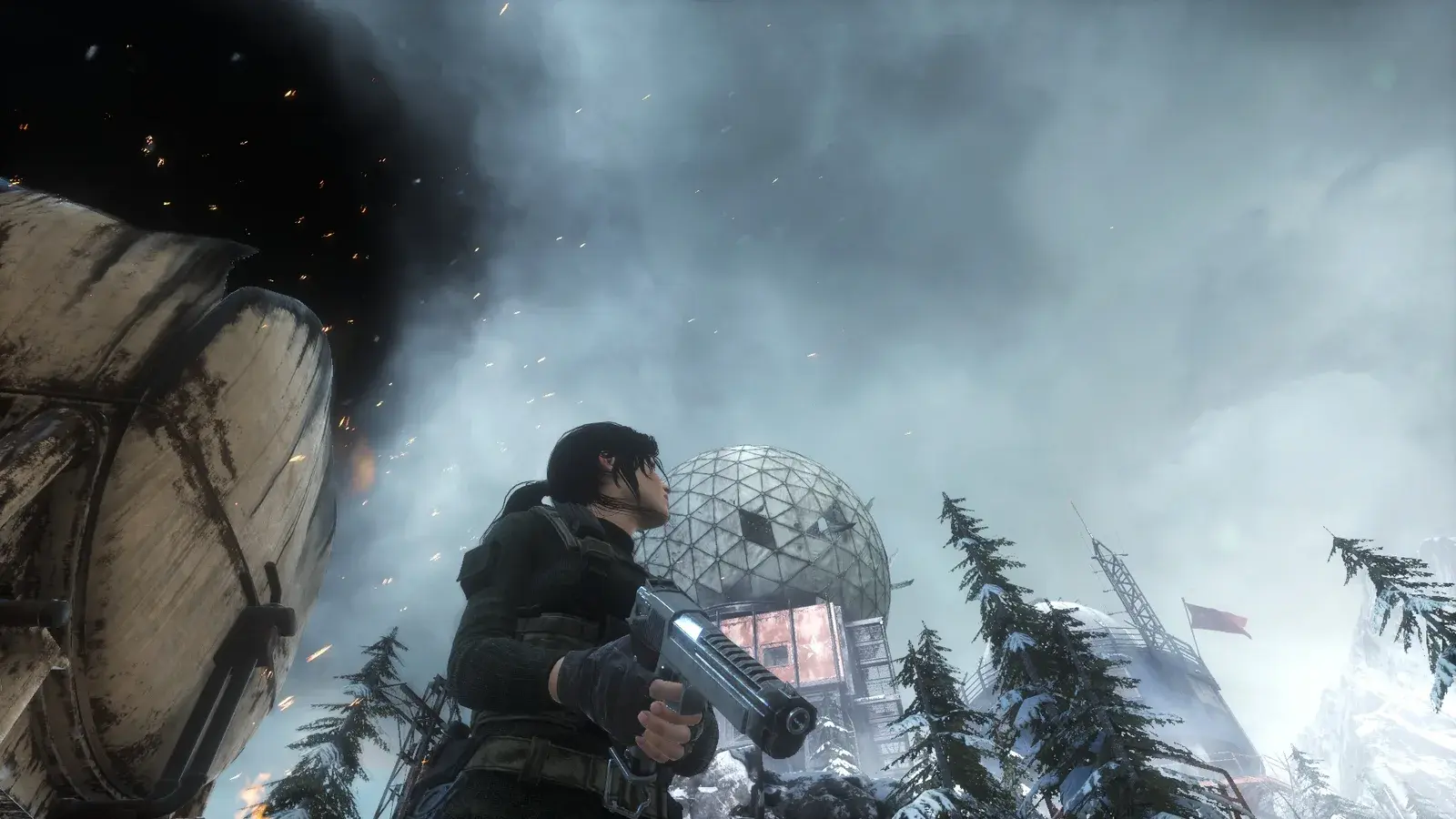 Lara holding the Heavy Pistol in Rise of the Tomb Raider
