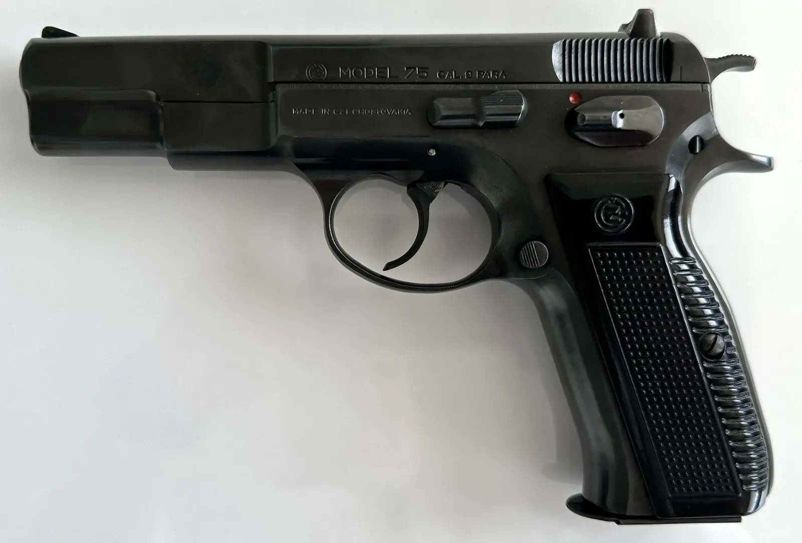 Real CZ 75 pistol