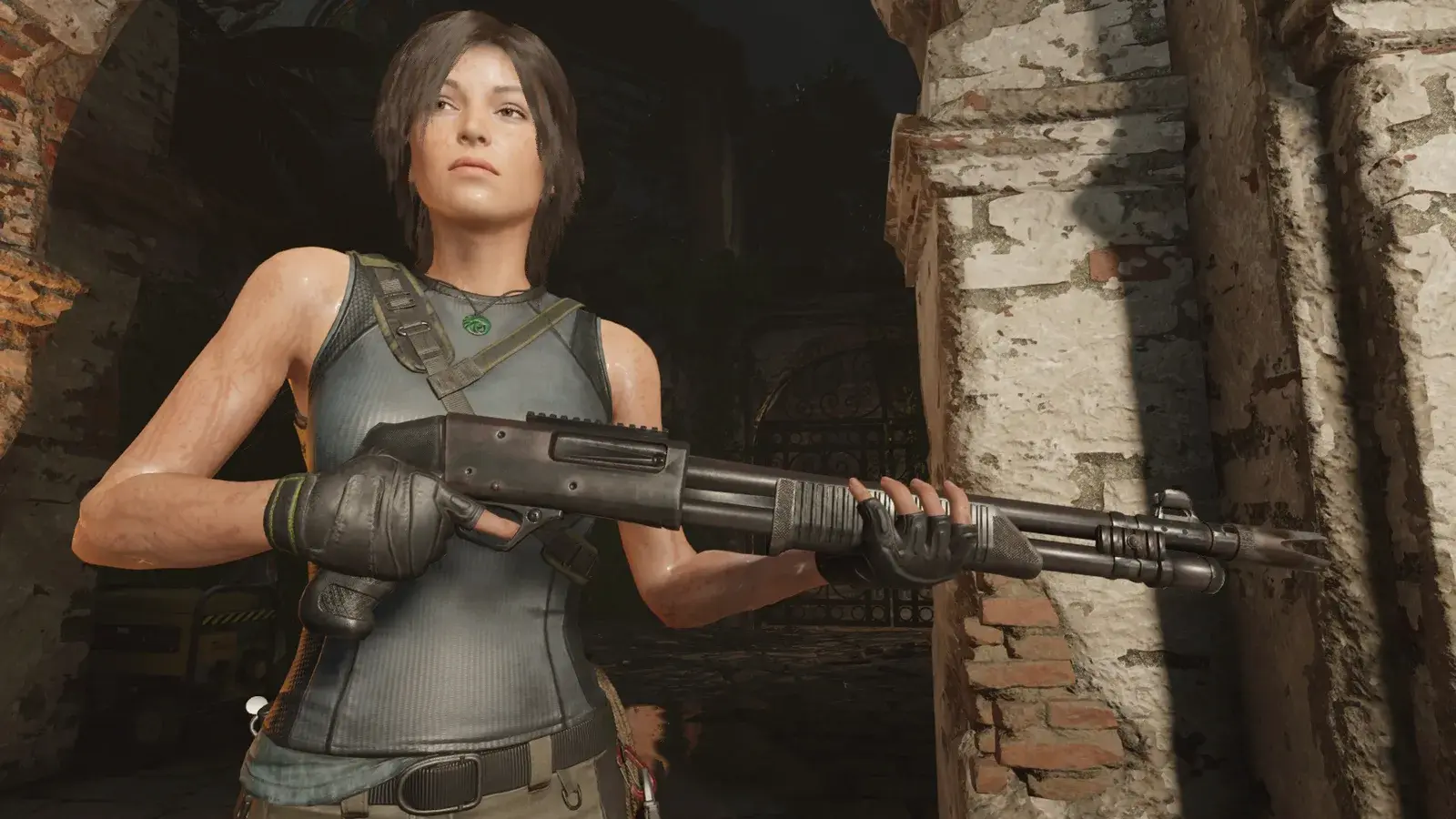 Lara holding the PA8 during the Shadow of the Tomb Raider prologue
