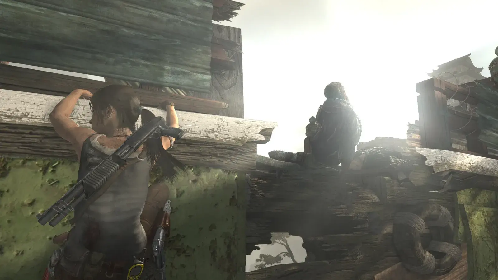 Lara holding the Combat Shotgun in Tomb Raider 2013