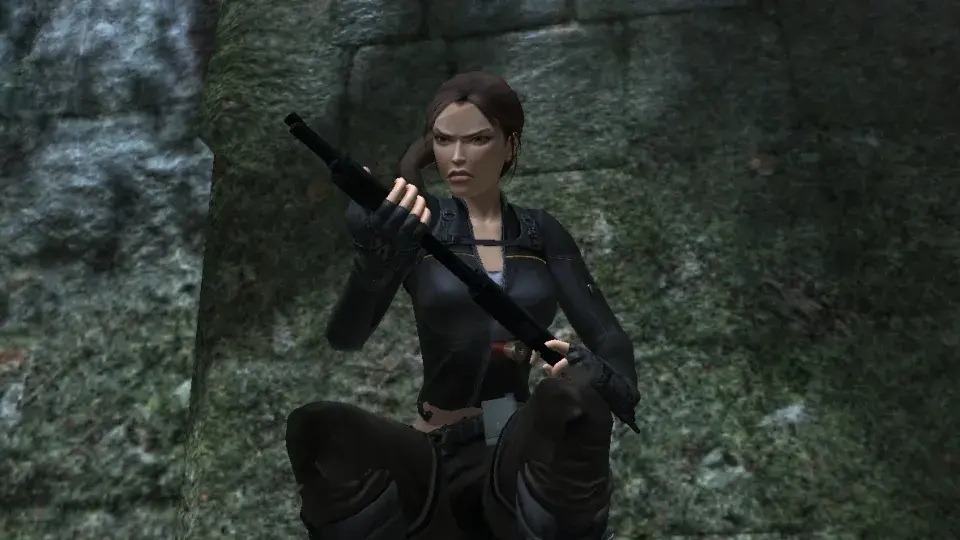 Lara Croft holding the GN Tactical pump-action shotgun in Tomb Raider Underworld