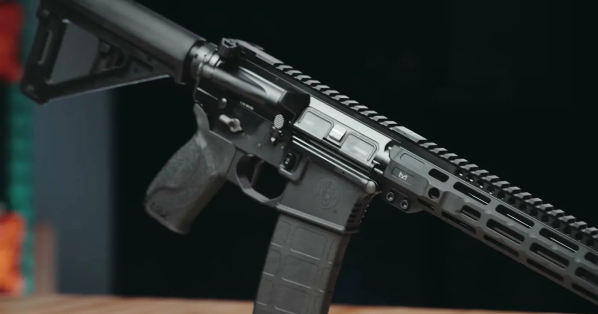 刀　手入箱　M1511 Smith & Wesson M&P15 AXE Pistol: Braced 11.5-Inch 5.56 AR